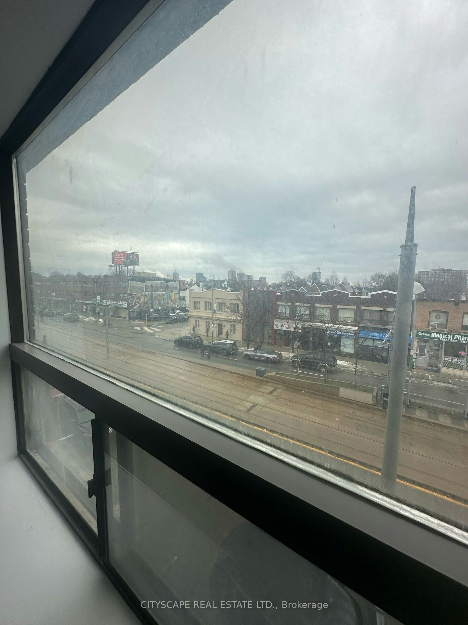 Unit 1-1710 St Clair Avenue W, Toronto, ON, M6N 1J1 - 7