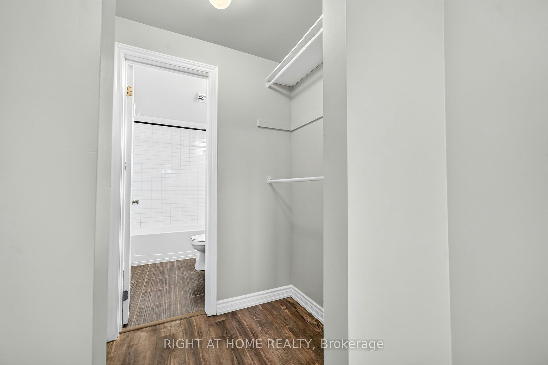 430-570 Lolita Gardens, Mississauga, ON, L5A 0A1 - 33