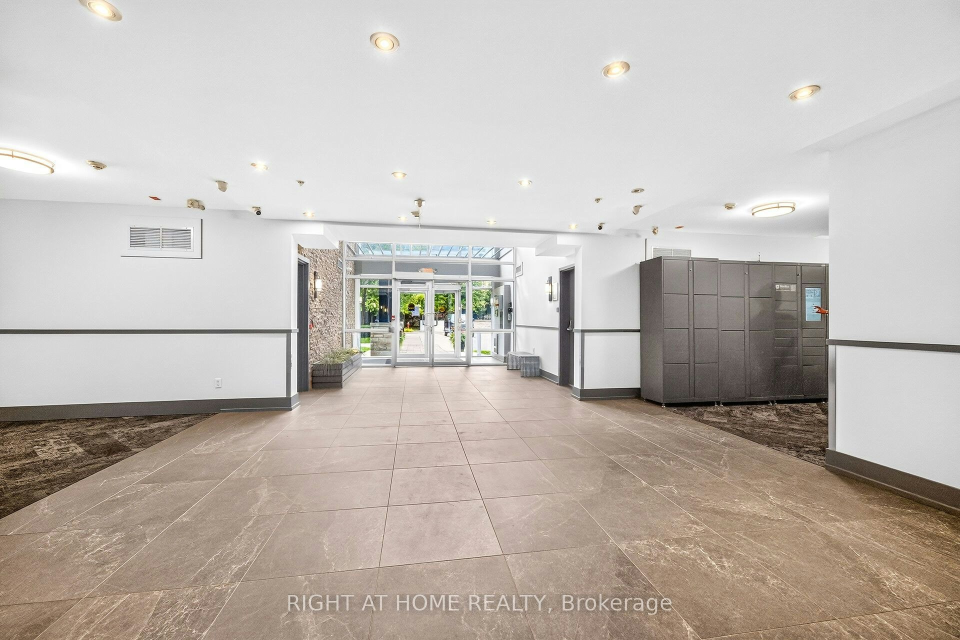 430-570 Lolita Gardens, Mississauga, ON, L5A 0A1 - 44