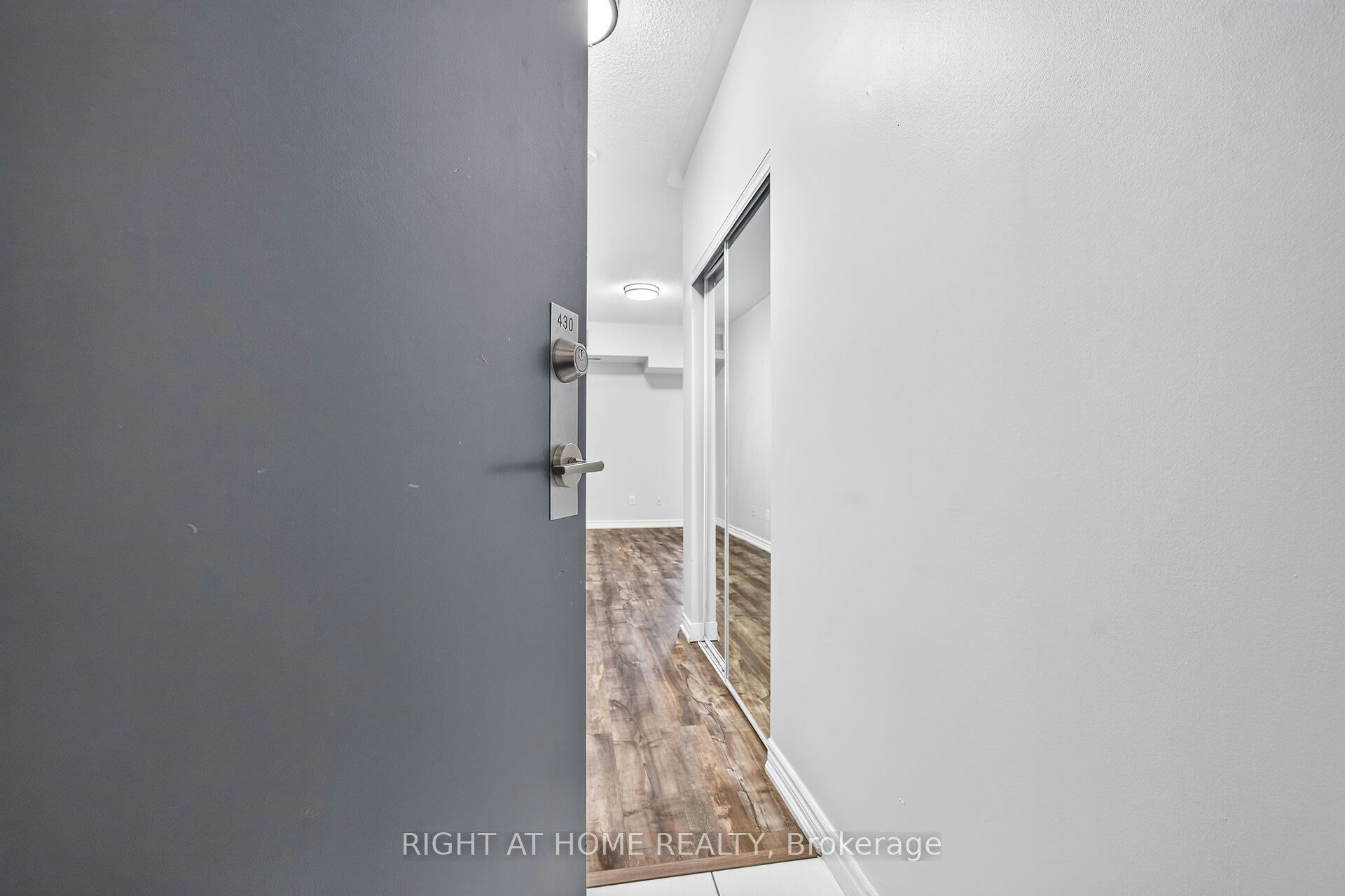 430-570 Lolita Gardens, Mississauga, ON, L5A 0A1 - 11