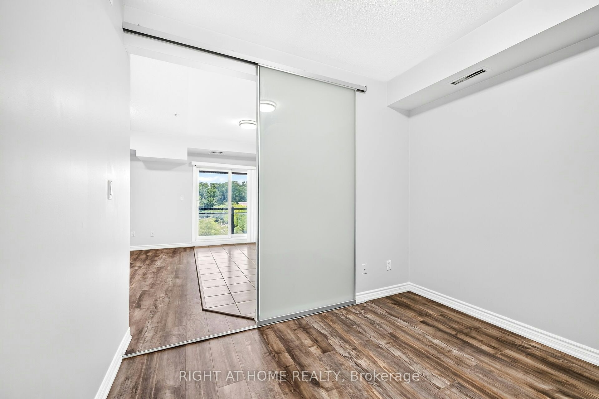 430-570 Lolita Gardens, Mississauga, ON, L5A 0A1 - 28