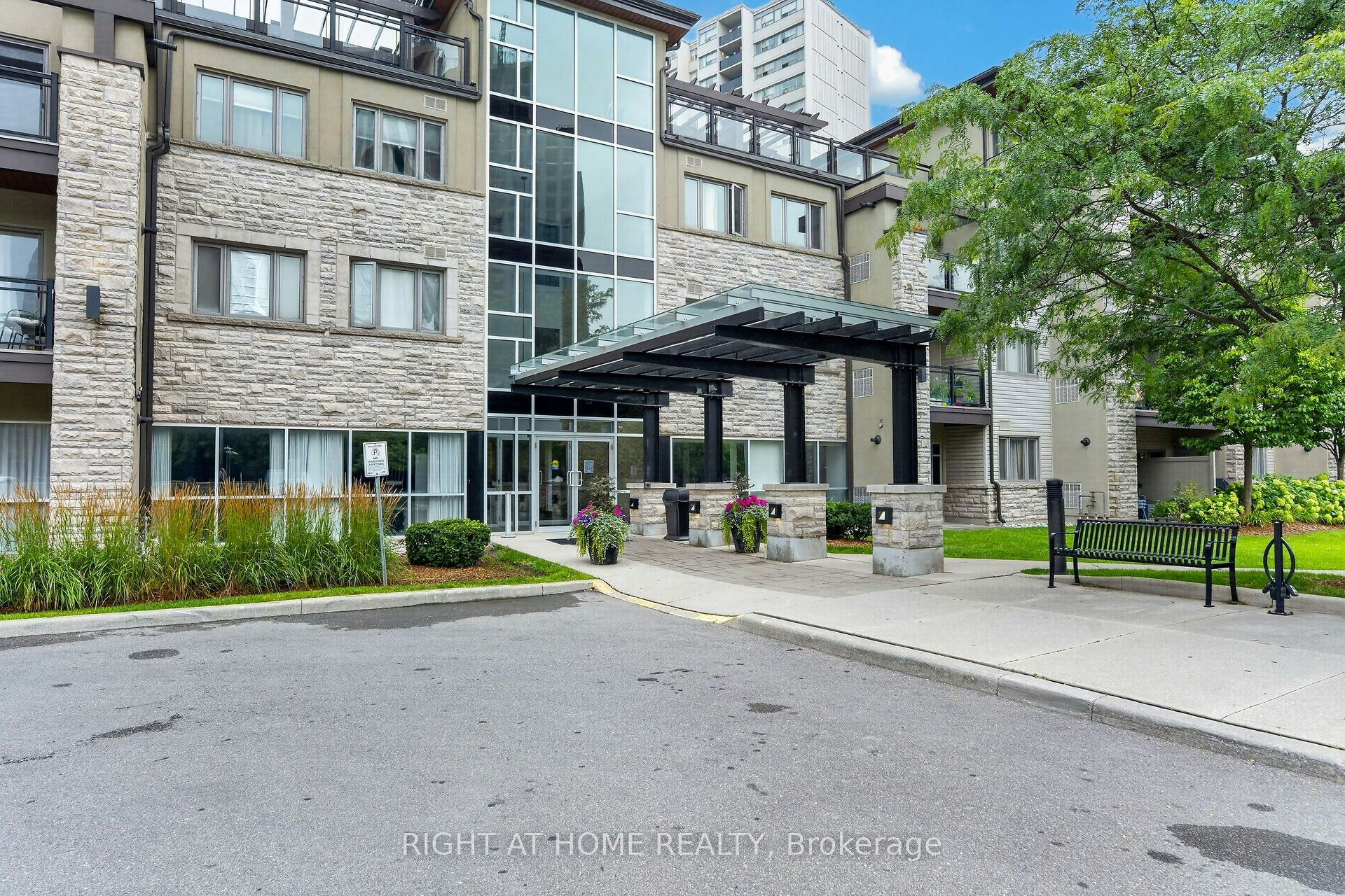 430-570 Lolita Gardens, Mississauga, ON, L5A 0A1 - 7