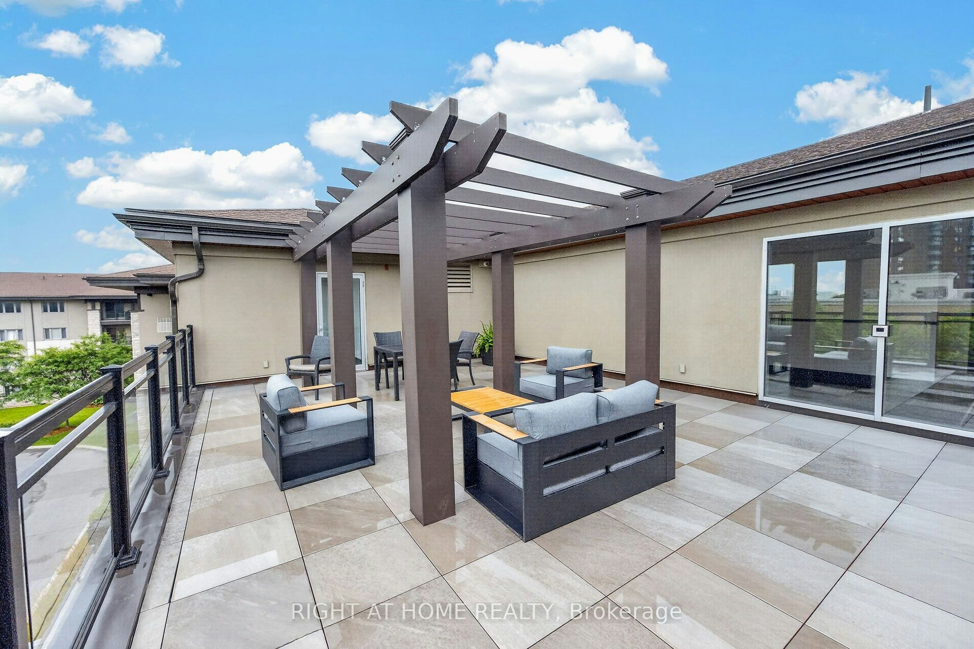 430-570 Lolita Gardens, Mississauga, ON, L5A 0A1 - 39