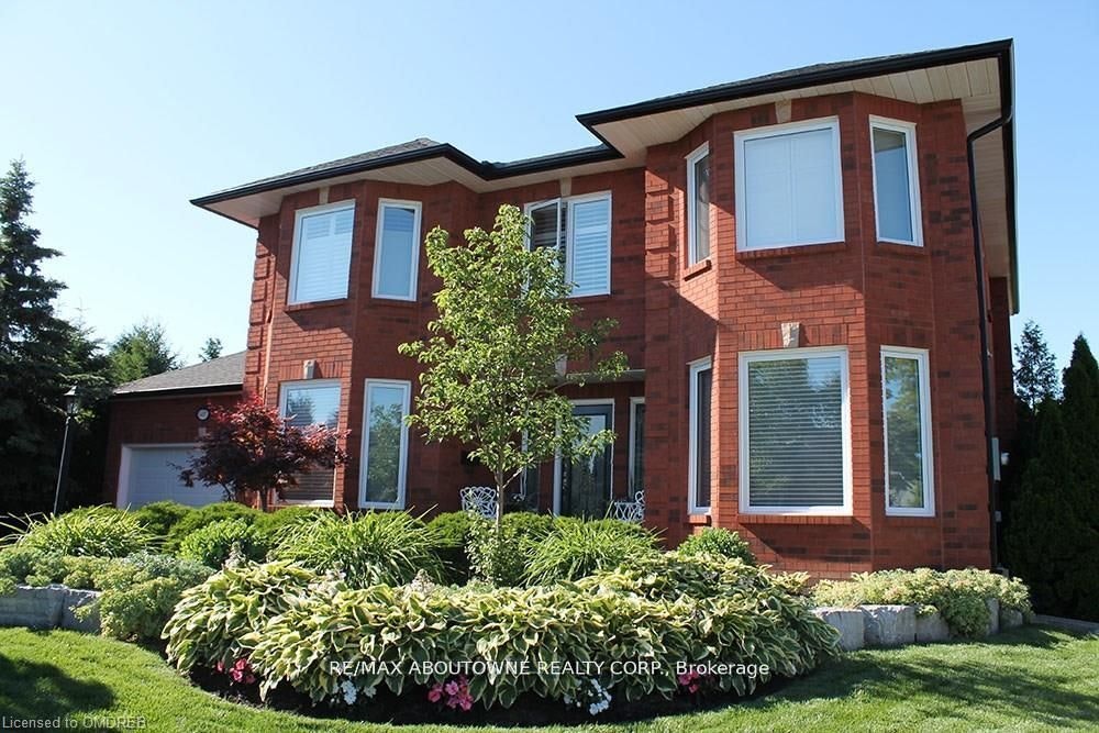 1487 The Links Drive, Oakville, ON, L6M 2P2