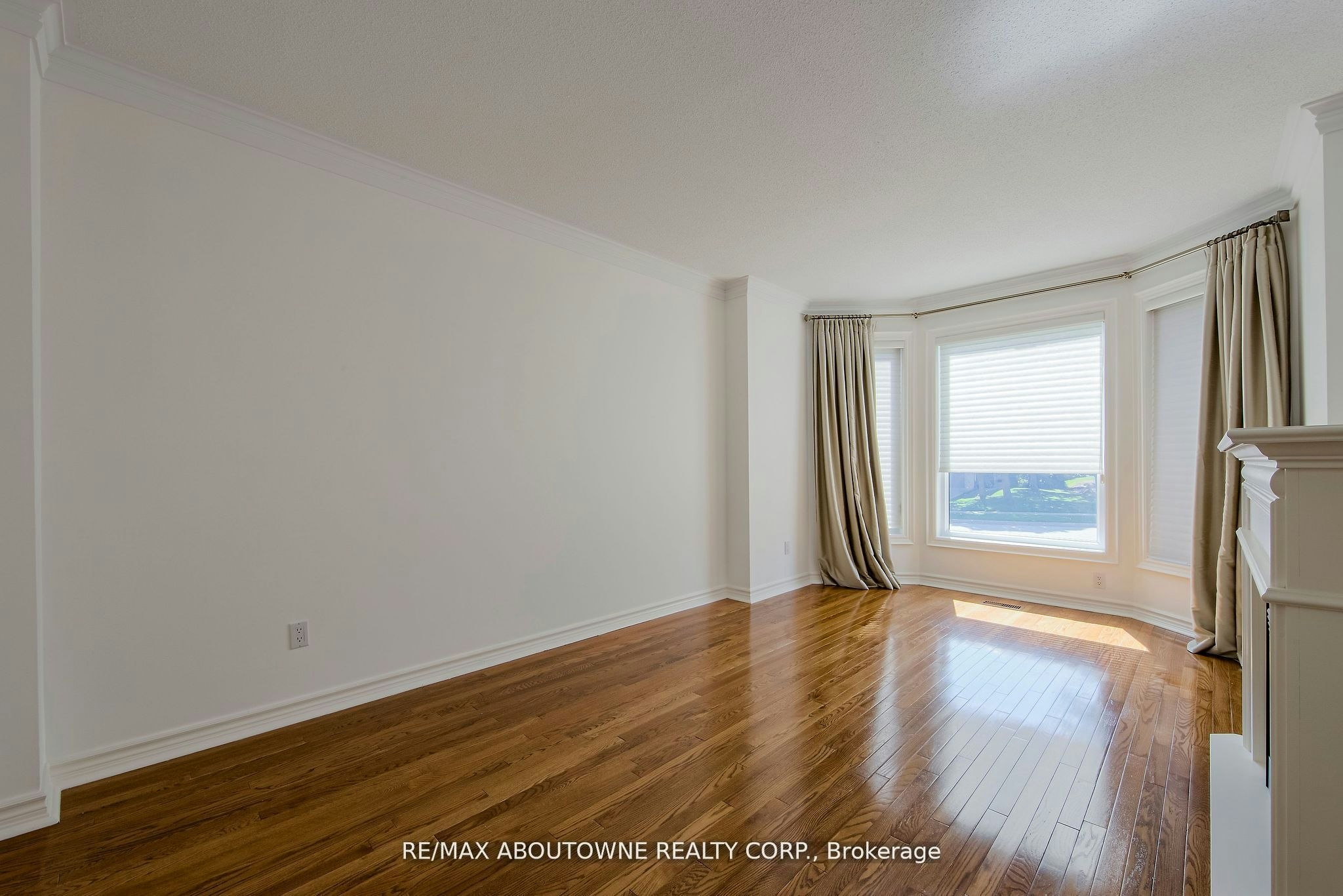 1487 The Links Drive, Oakville, ON, L6M 2P2 - 6