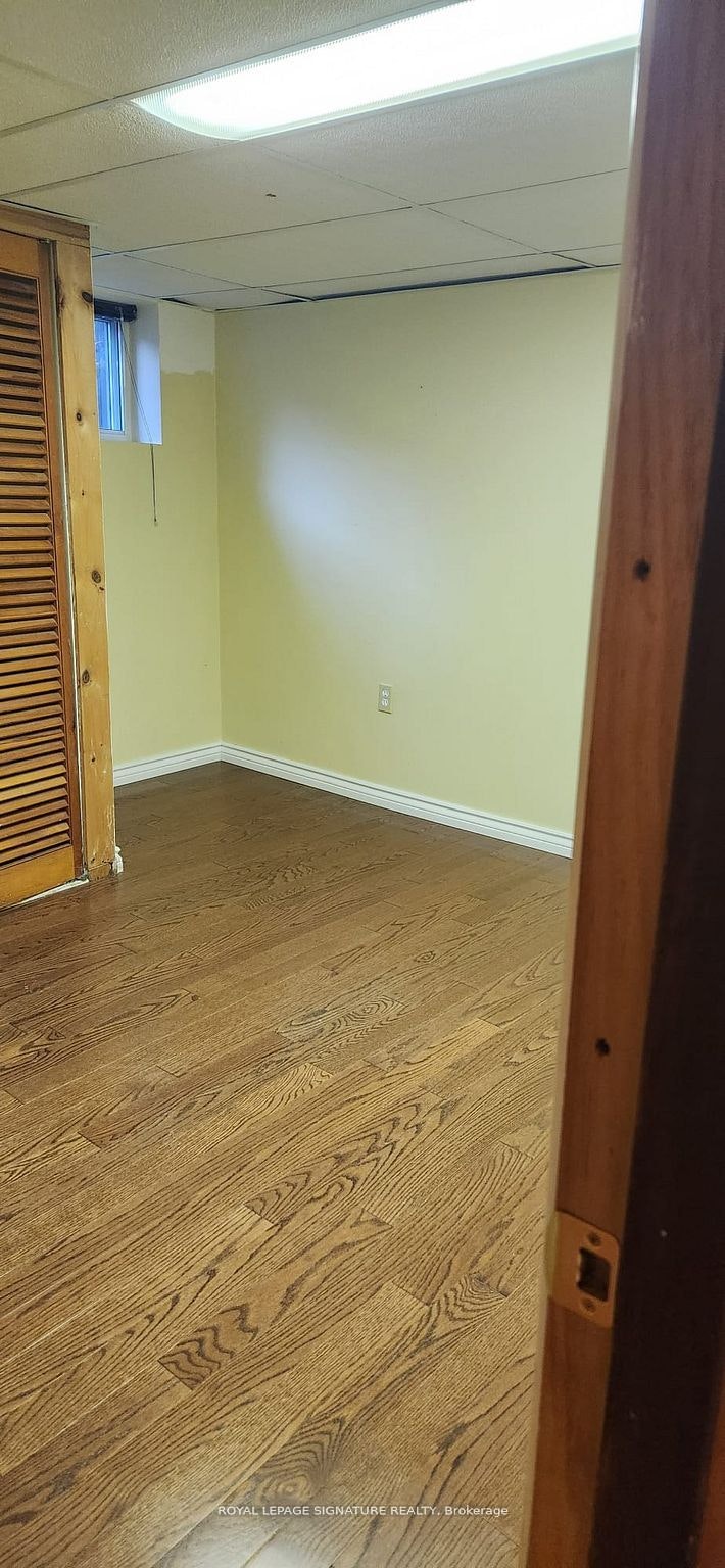 Lower-9 Mohawk Avenue, Mississauga, ON, L5G 3R5 - 12