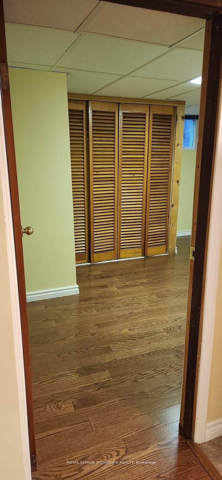 Lower-9 Mohawk Avenue, Mississauga, ON, L5G 3R5 - 9