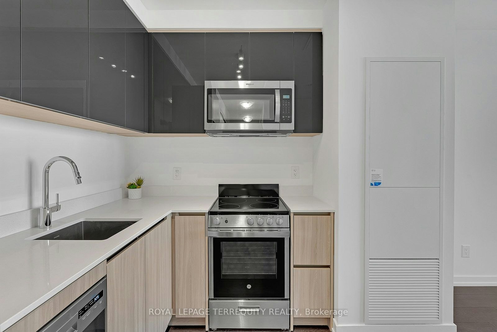 719-3100 Keele Street, Toronto, ON, M3M 0E1 - 12