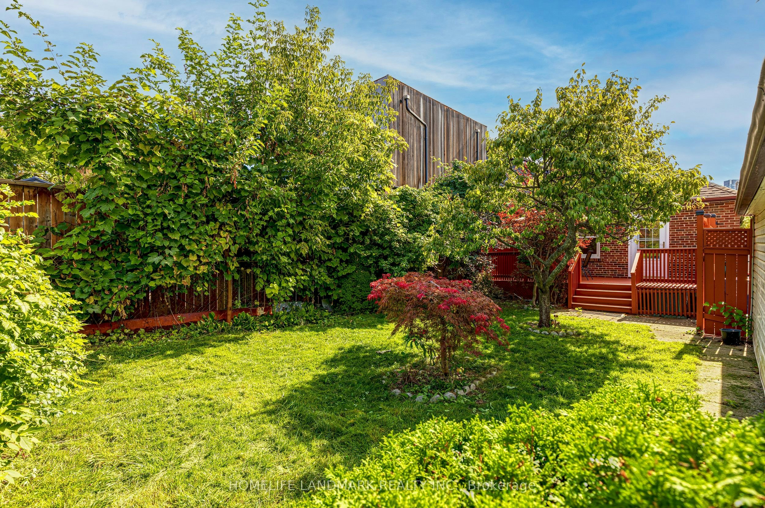 34 Ringley Avenue, Toronto, ON, M8Y 1P1 - 20