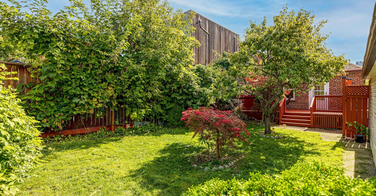 34 Ringley Avenue, Toronto, ON, M8Y 1P1 - 20