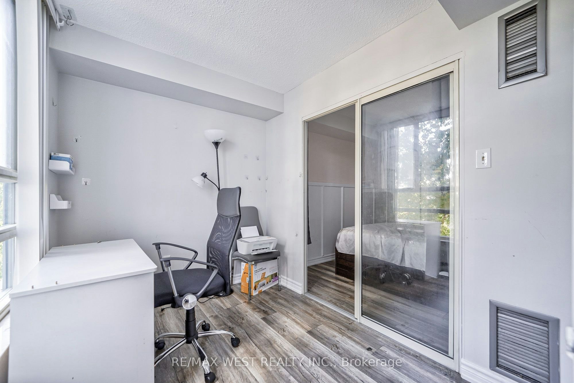503-250 Webb Drive, Mississauga, ON, L5B 3Z4 - 34