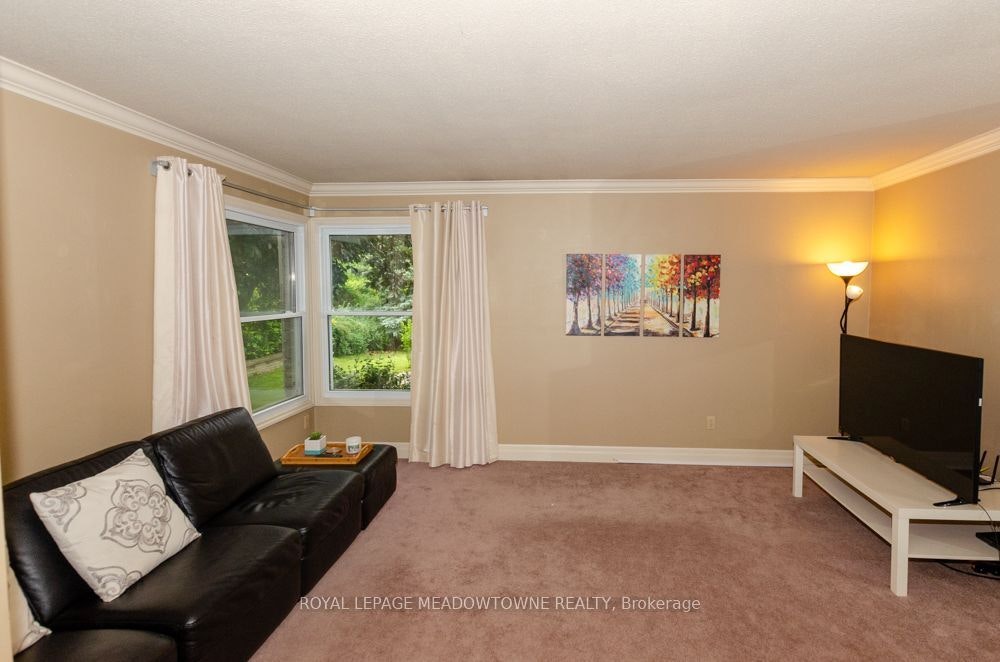 510 Beaver Court, Milton, ON, L9T 4A9 - 4