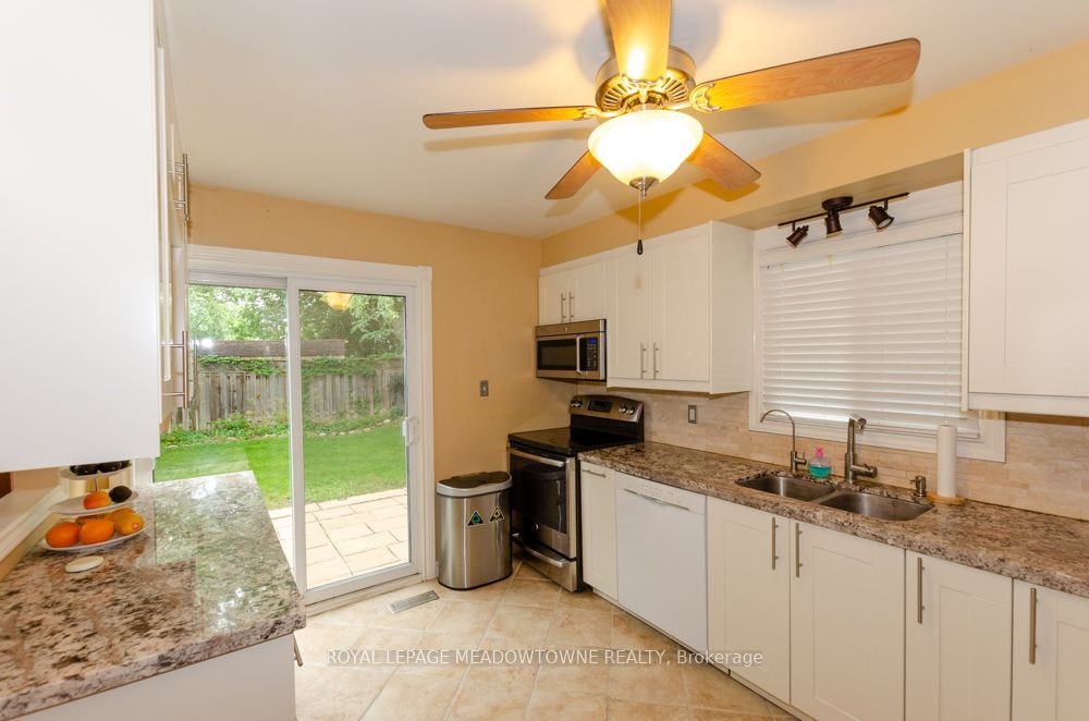 510 Beaver Court, Milton, ON, L9T 4A9 - 10