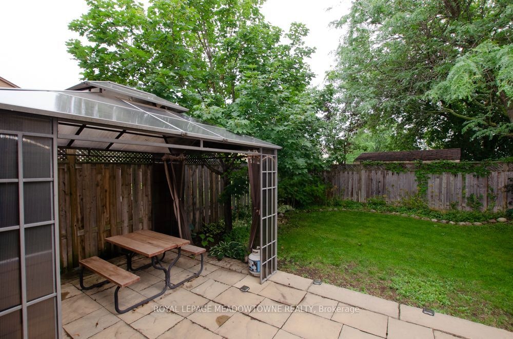 510 Beaver Court, Milton, ON, L9T 4A9 - 16