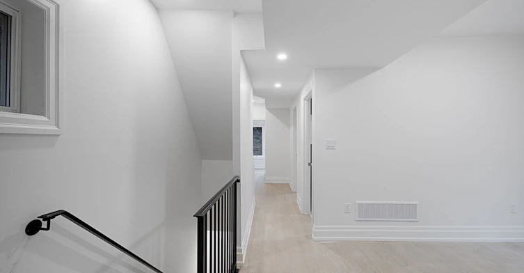 Unit 3-547 Indian Road, Toronto, ON, M6P 2B9 - 4