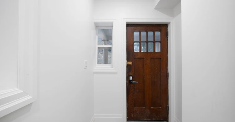 Unit 3-547 Indian Road, Toronto, ON, M6P 2B9 - 2