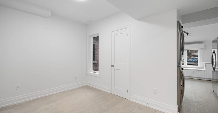 Unit 3-547 Indian Road, Toronto, ON, M6P 2B9 - 7