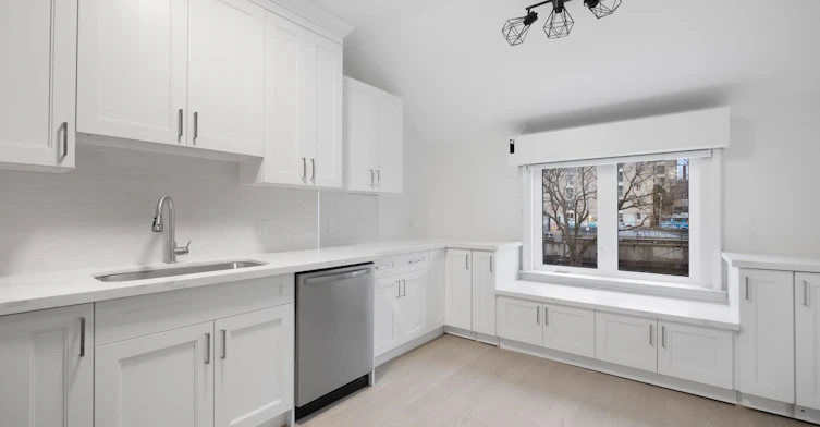 Unit 3-547 Indian Road, Toronto, ON, M6P 2B9 - 8