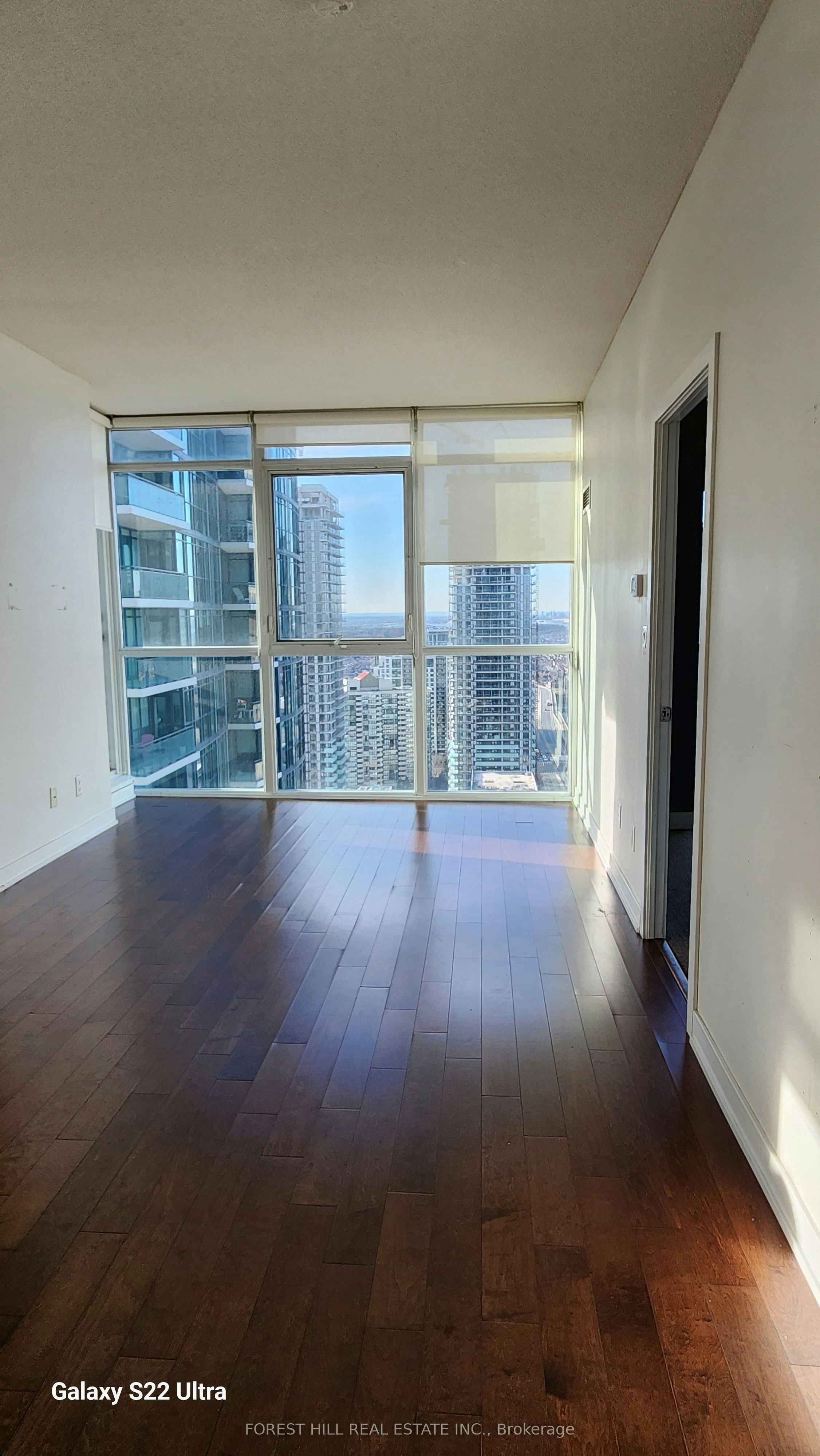 3007-4070 Confederation Parkway, Mississauga, ON, L5B 0E9 - 3