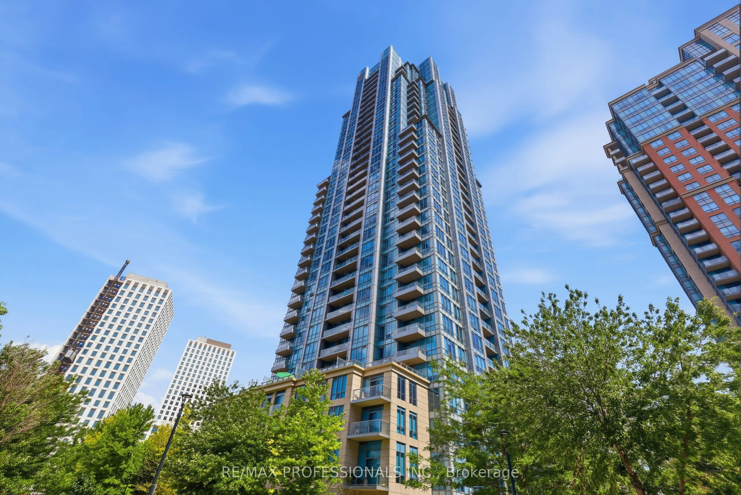 1602-15 Viking Lane, Toronto, ON, M9B 0A4