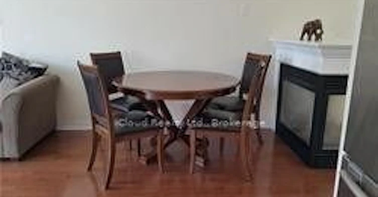 539 Coach Drive, Mississauga, ON, L5R 0C4 - 4