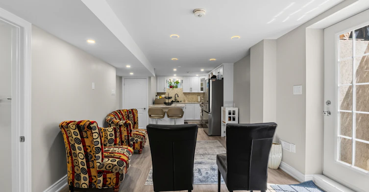 BSMT-1220 Field Drive, Milton, ON, L9T 6G4 - 3