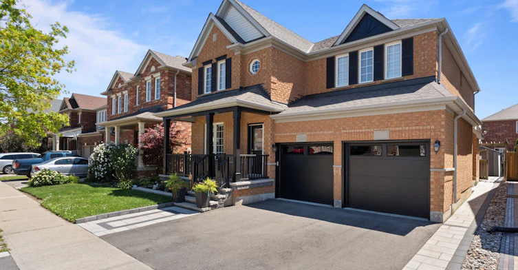 BSMT-1220 Field Drive, Milton, ON, L9T 6G4