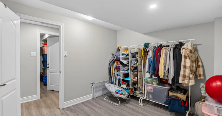 BSMT-1220 Field Drive, Milton, ON, L9T 6G4 - 9