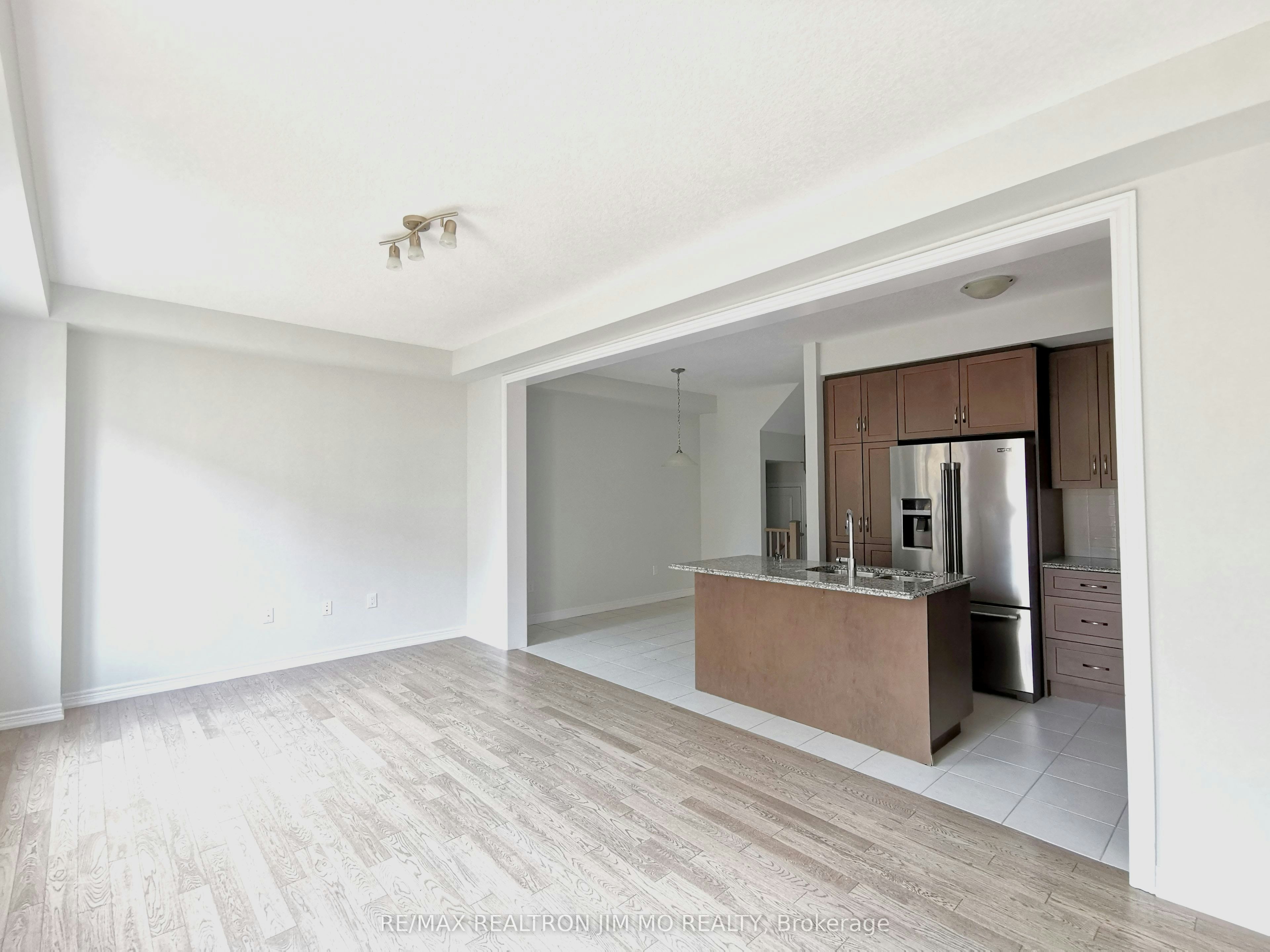 398 Threshing Mill Boulevard, Oakville, ON, L6H 0P6 - 3