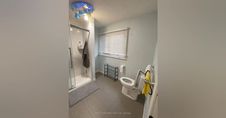 Ensuite Bedroom-3361 Sanderling Crescent, Mississauga, ON, L5L 3P3 - 3