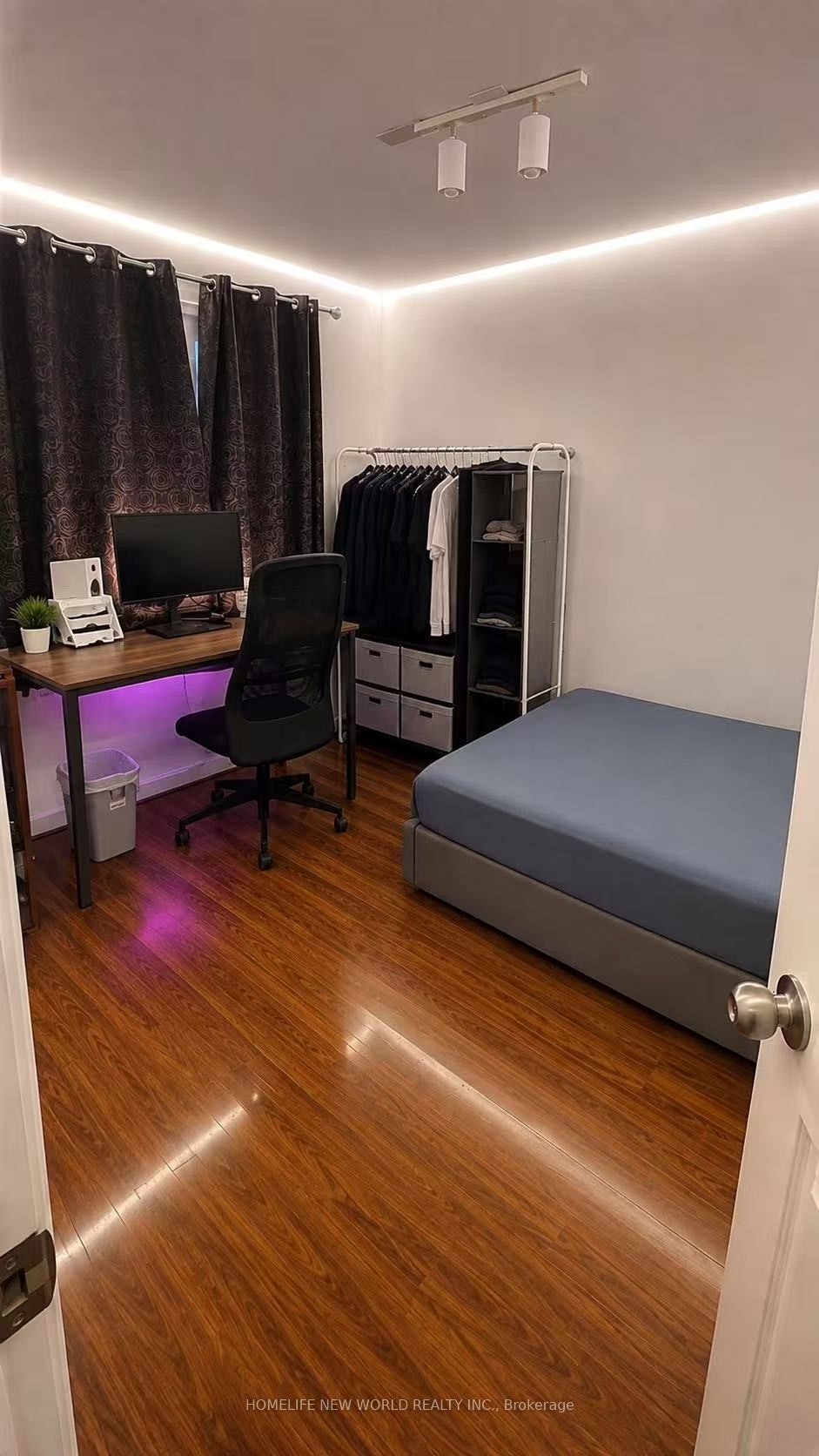 Ensuite Bedroom-3361 Sanderling Crescent, Mississauga, ON, L5L 3P3 - 2
