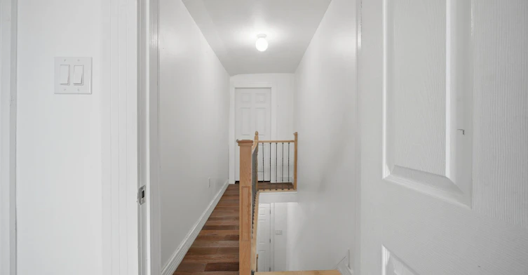 3331 Dundas Street W, Toronto, ON, M6P 2A6 - 19