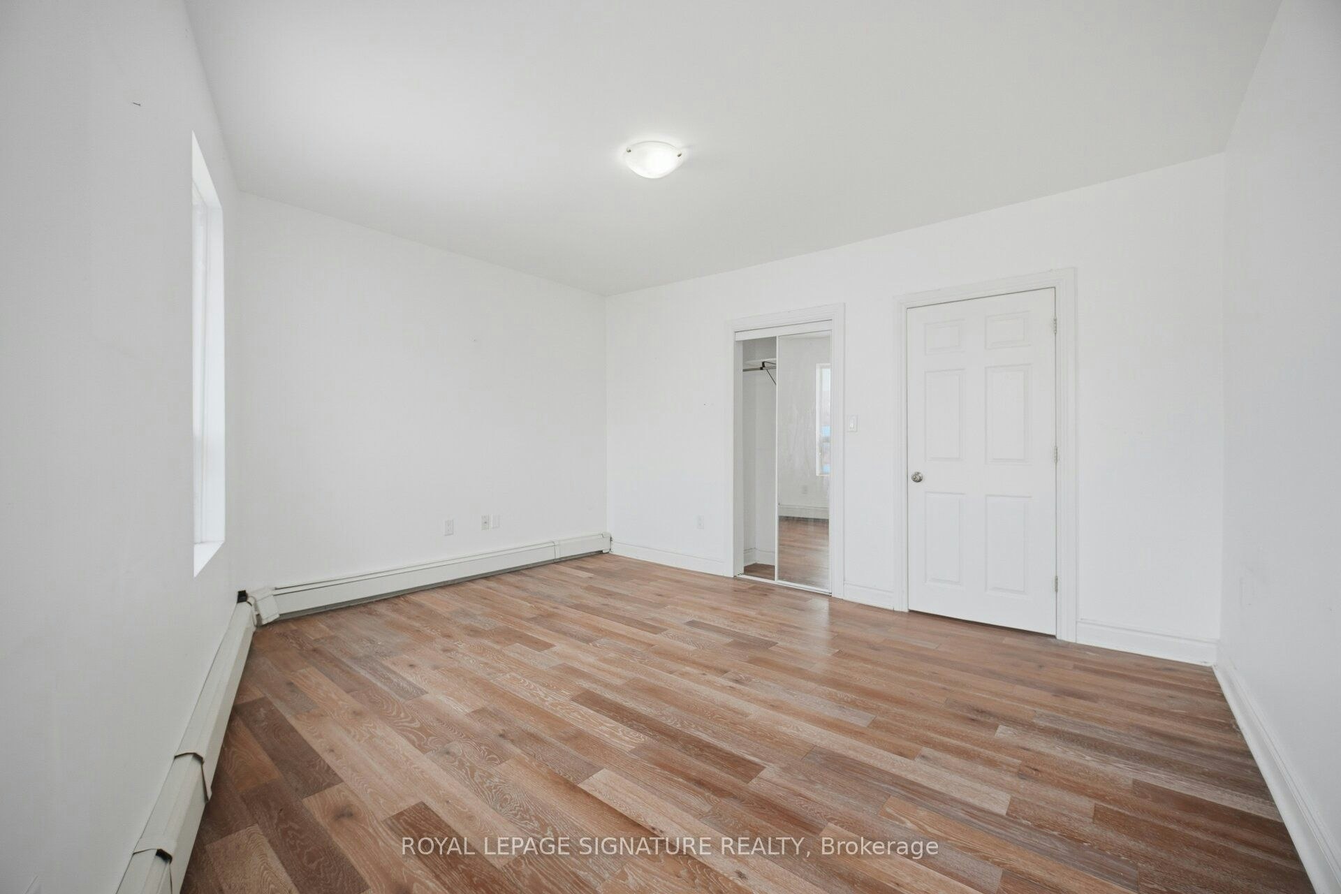 3331 Dundas Street W, Toronto, ON, M6P 2A6 - 14