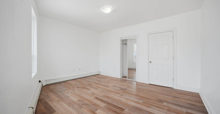 3331 Dundas Street W, Toronto, ON, M6P 2A6 - 14
