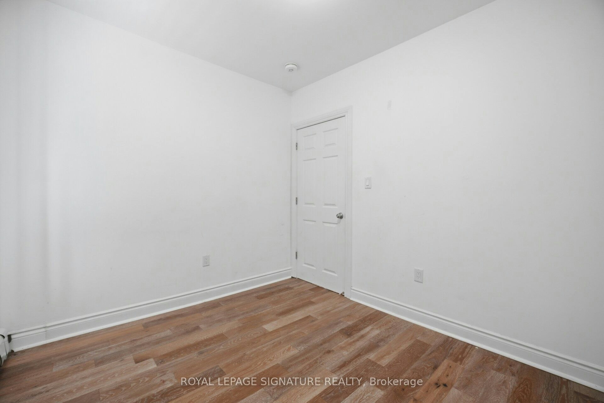 3331 Dundas Street W, Toronto, ON, M6P 2A6 - 17