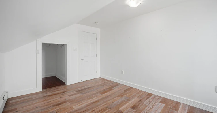 3331 Dundas Street W, Toronto, ON, M6P 2A6 - 21