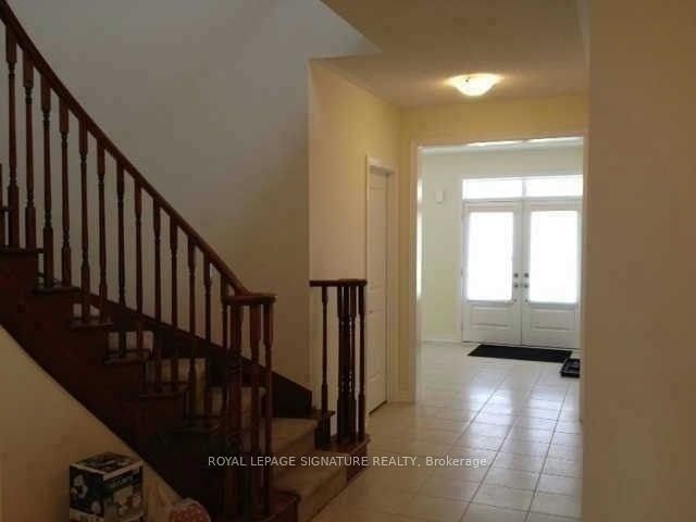 Upper-53 Victoriaville Road, Brampton, ON, L6X 5J3 - 5