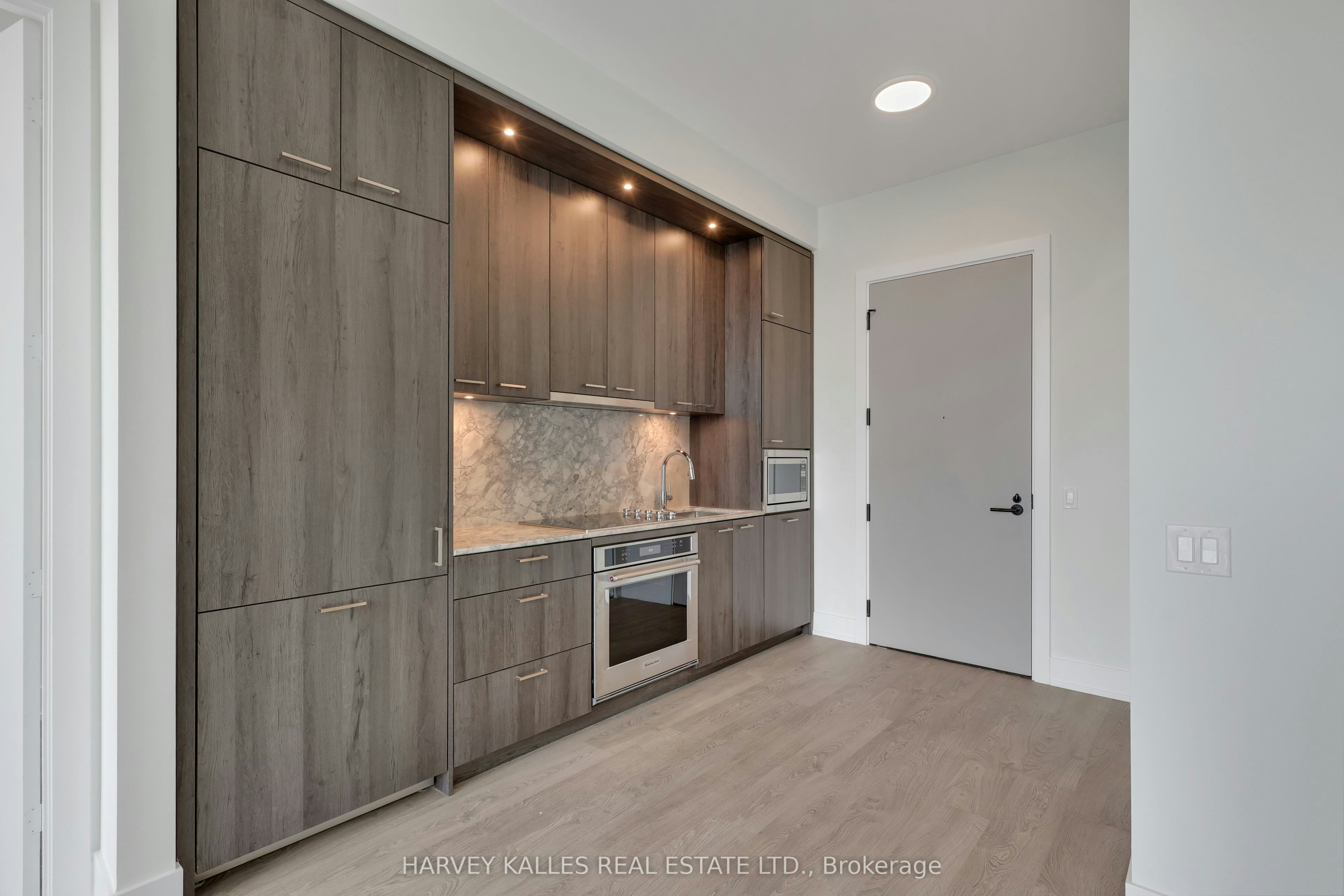 PH2-858 Dupont Street, Toronto, ON, M6C 0C1 - 5