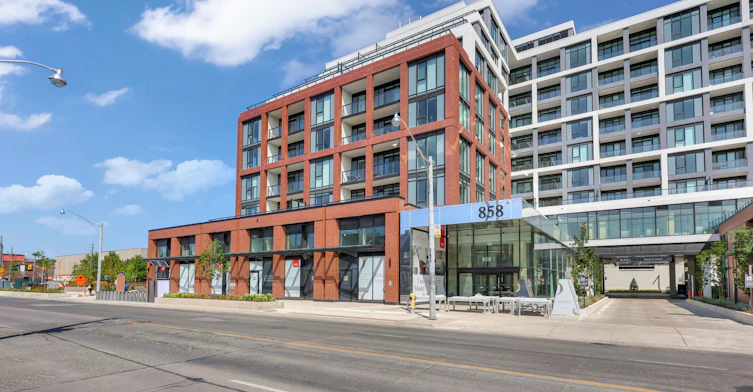 PH2-858 Dupont Street, Toronto, ON, M6C 0C1