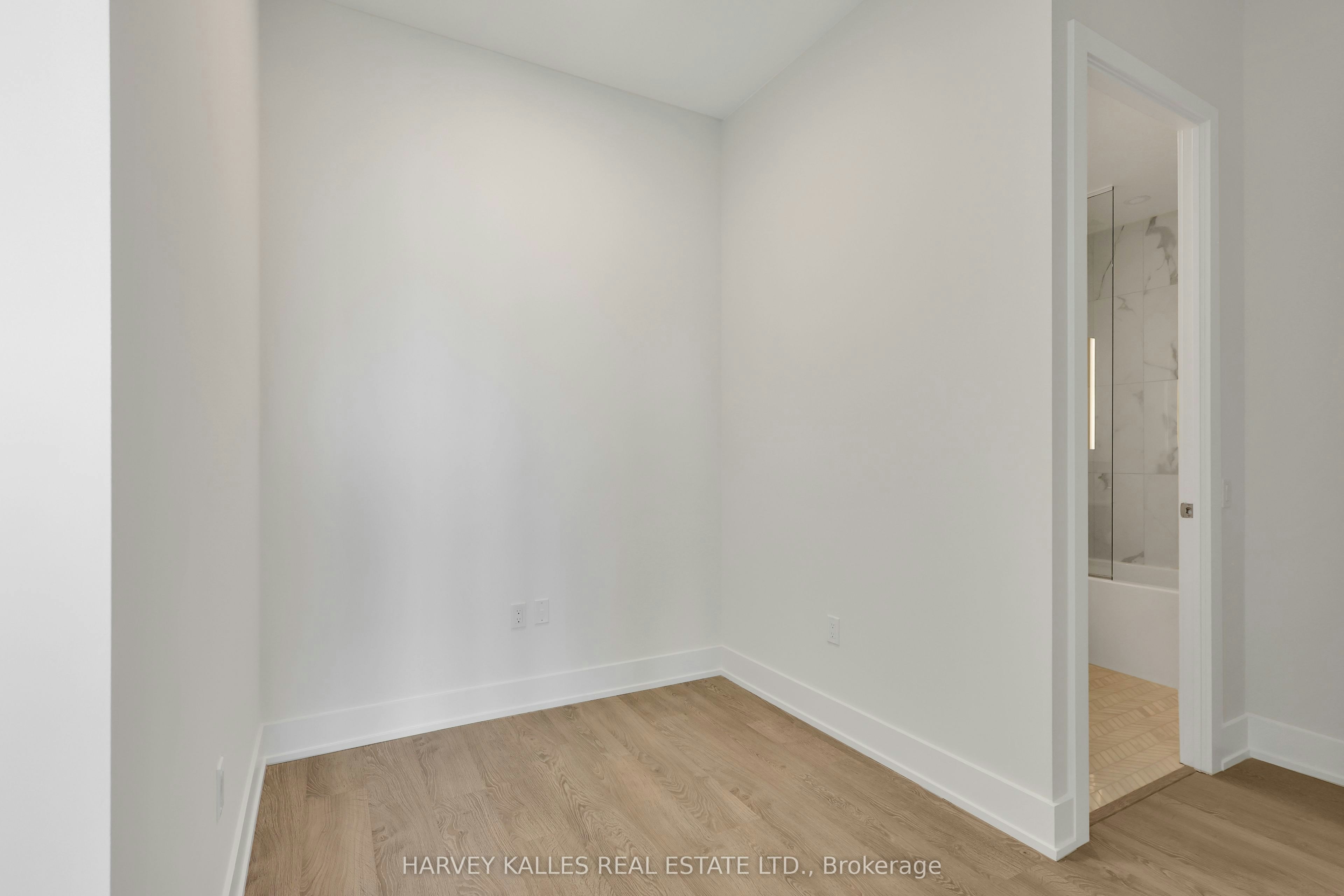 PH2-858 Dupont Street, Toronto, ON, M6C 0C1 - 7