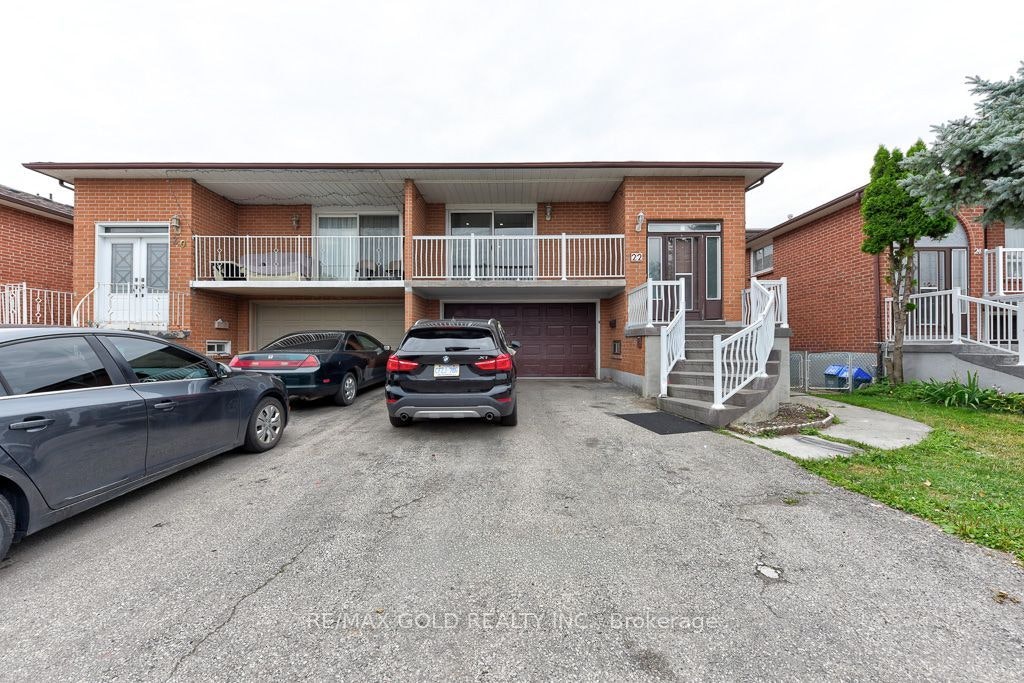 22 Kittiwake Avenue, Toronto, ON, M9V 4P6