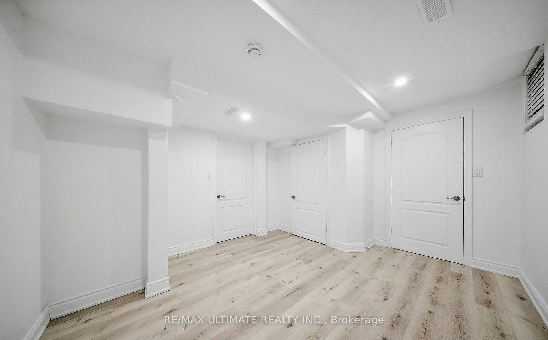 21 Sewells (Basement) Lane, Brampton, ON, L7A 3A1 - 12