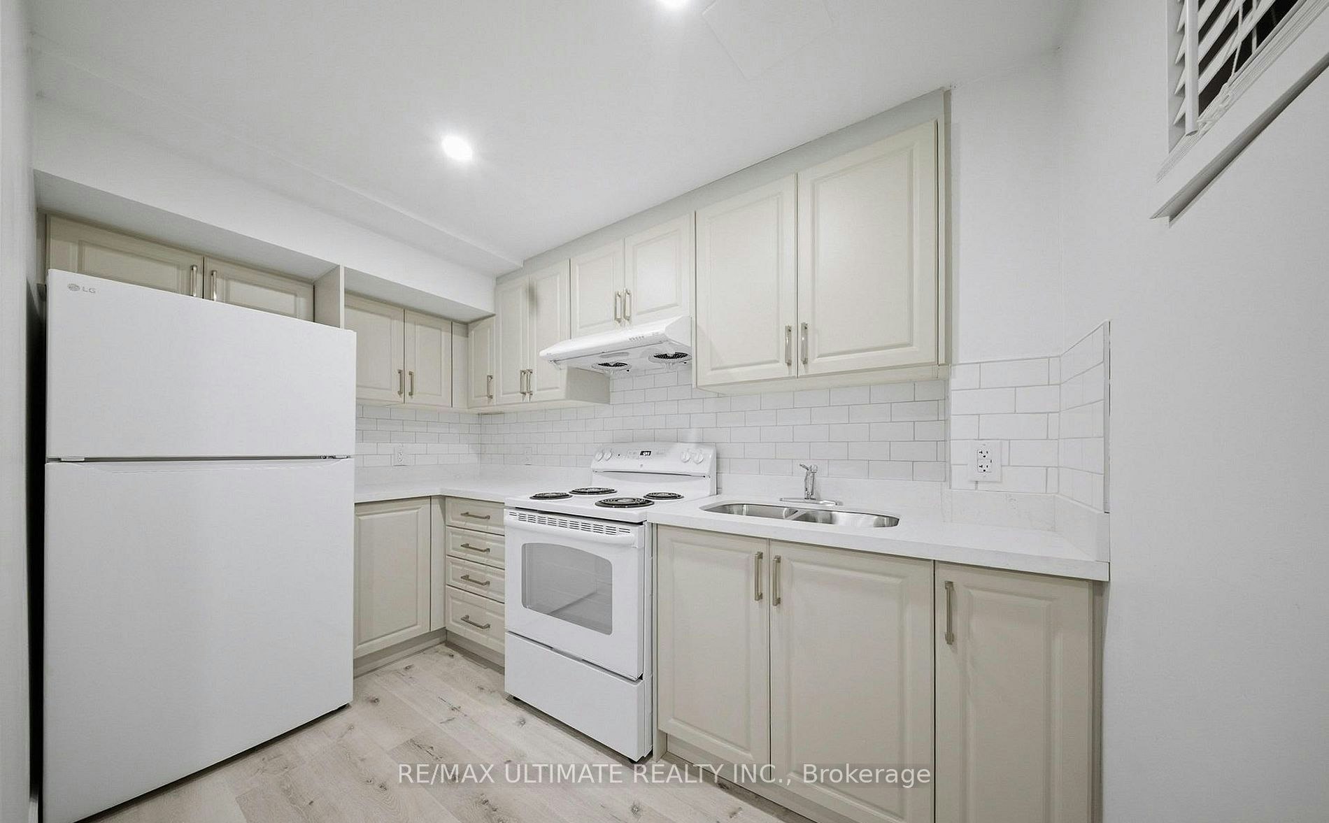 21 Sewells (Basement) Lane, Brampton, ON, L7A 3A1 - 9