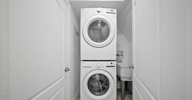 21 Sewells (Basement) Lane, Brampton, ON, L7A 3A1 - 15