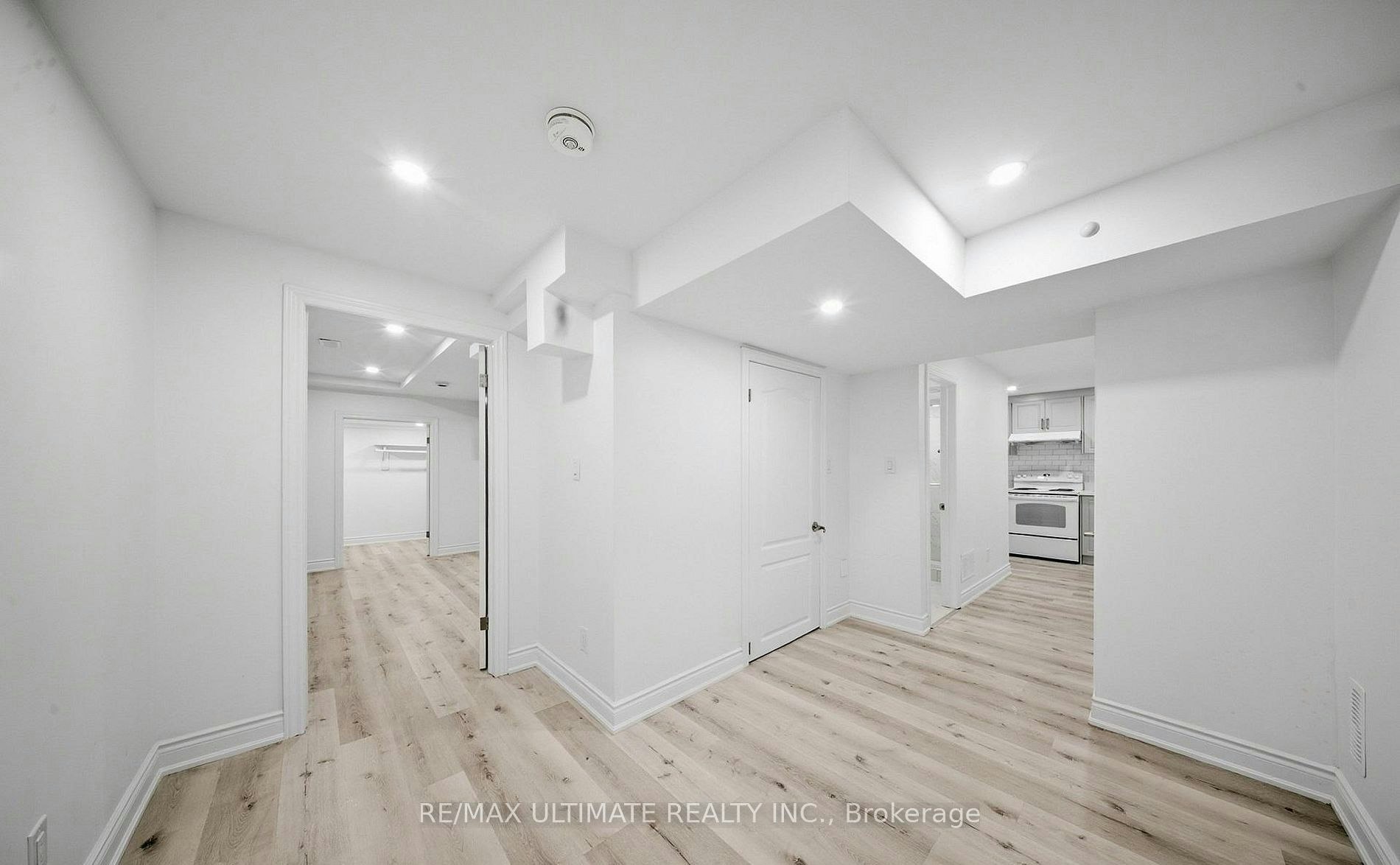 21 Sewells (Basement) Lane, Brampton, ON, L7A 3A1 - 6