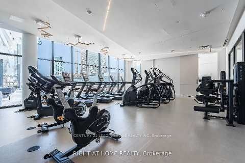 3206-3900 Confederation Parkway, Mississauga, ON, L5B 0M3 - 11