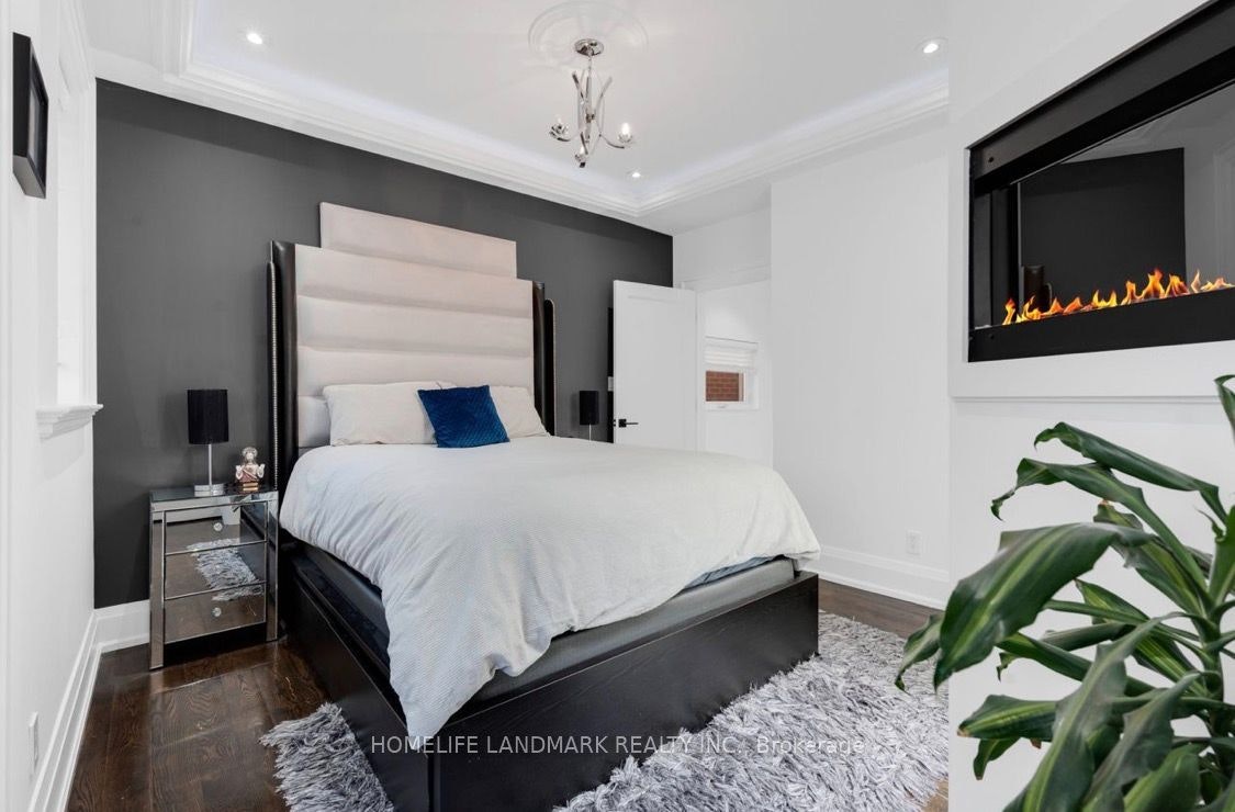upper-58 Carrick Avenue, Toronto, ON, M6N 3J5 - 16