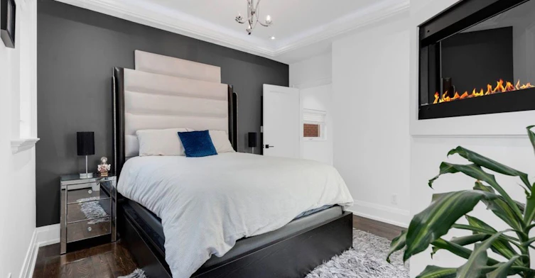 upper-58 Carrick Avenue, Toronto, ON, M6N 3J5 - 16