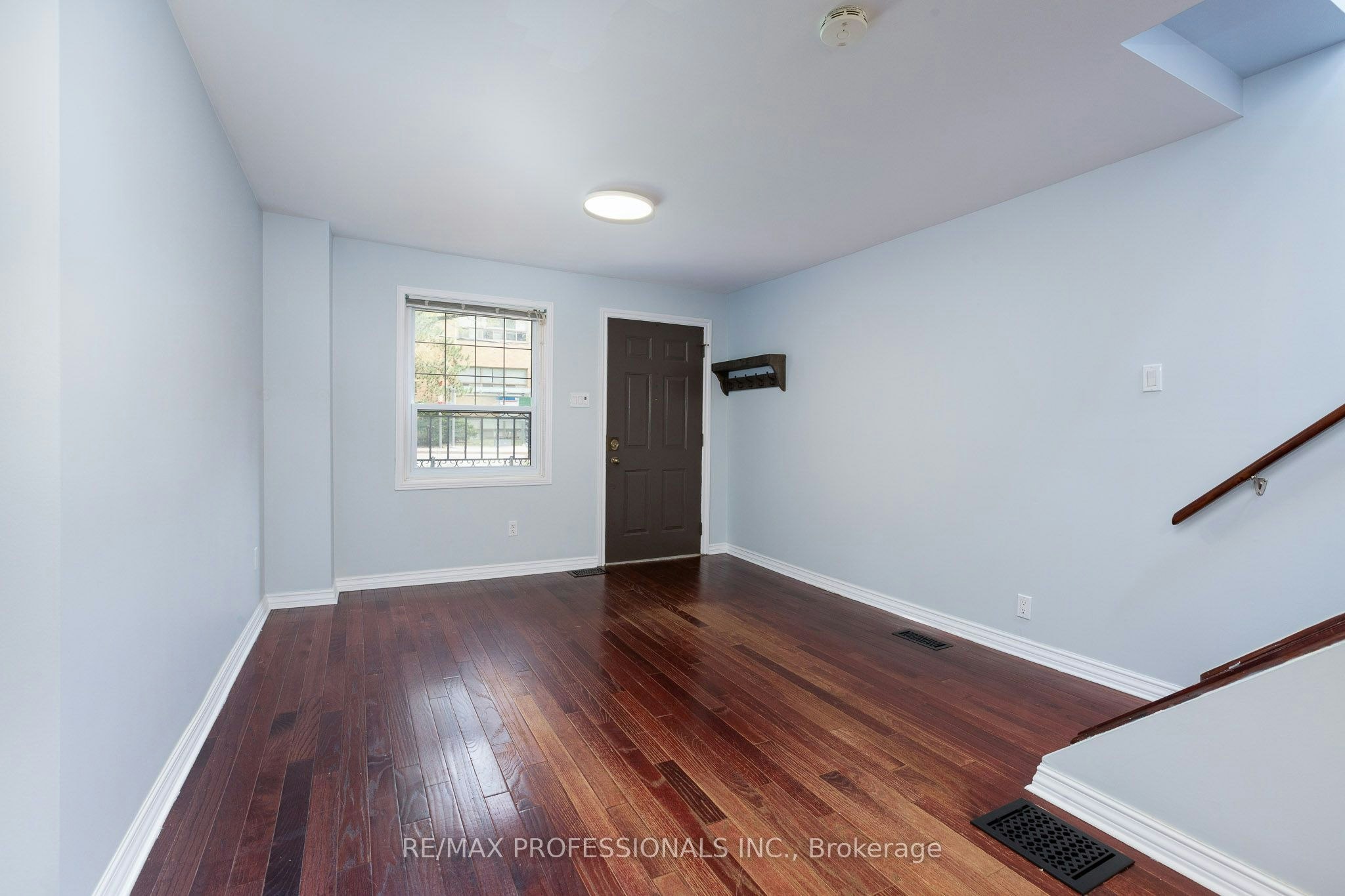 4 Runnymede Road, Toronto, ON, M6S 2Y2 - 5