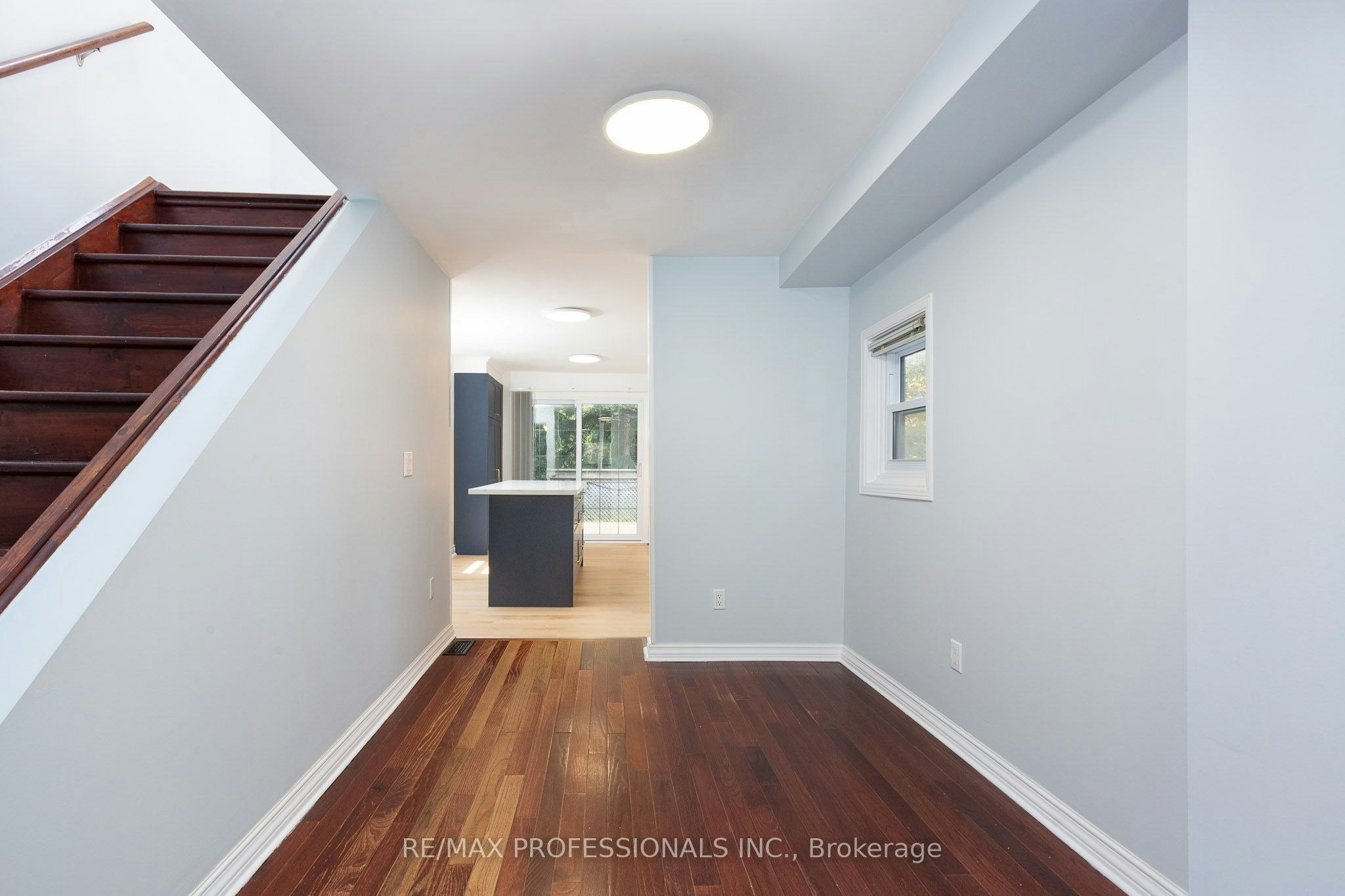 4 Runnymede Road, Toronto, ON, M6S 2Y2 - 8